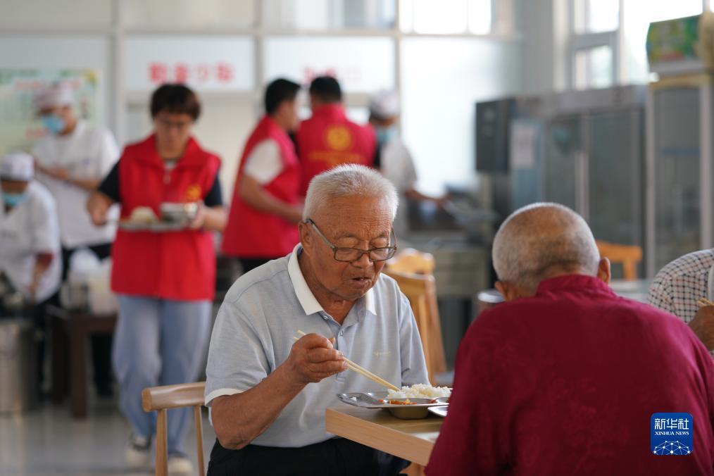 银钻娱乐客服中心